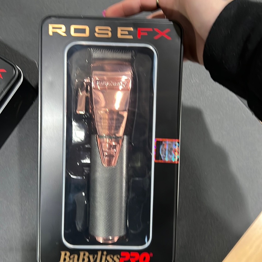 Babylisspro rose gold FX clippers